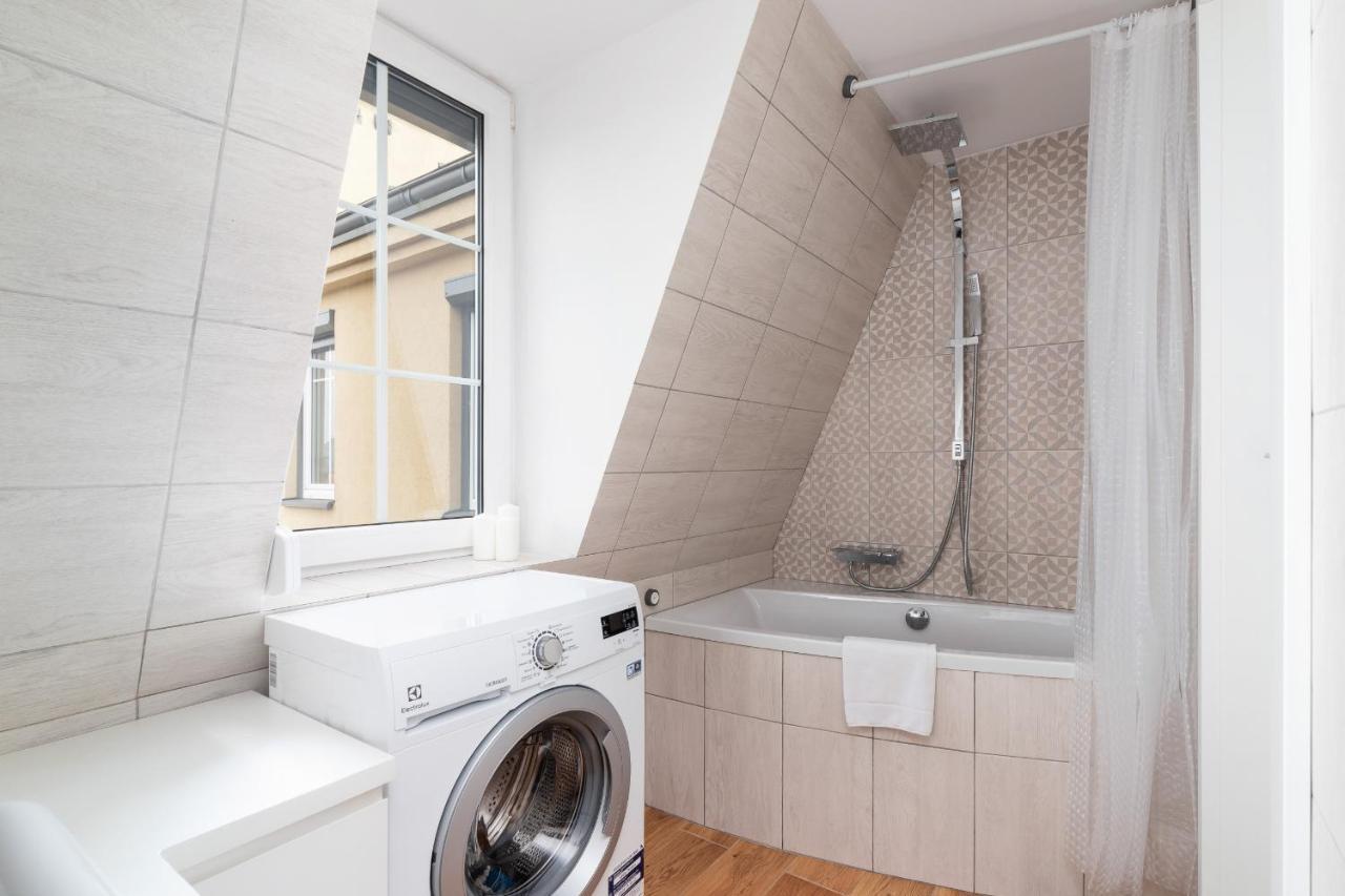 Apartment Radziwillowska Cracow Planty By Renters Krakau