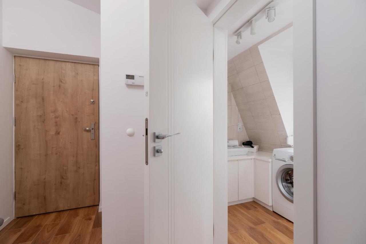 Apartment Radziwillowska Cracow Planty By Renters